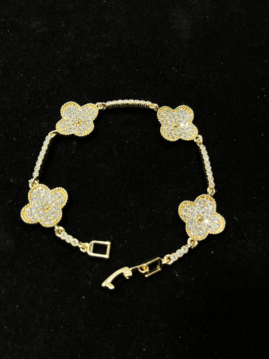 PULSERA VANCLEF MICROCIRCONES